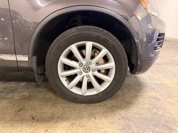 2013 Volkswagen Touareg TDI Sport 4D SUV