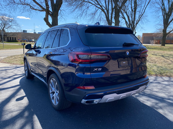 2022 BMW X5 40i xDrive 4D SUV