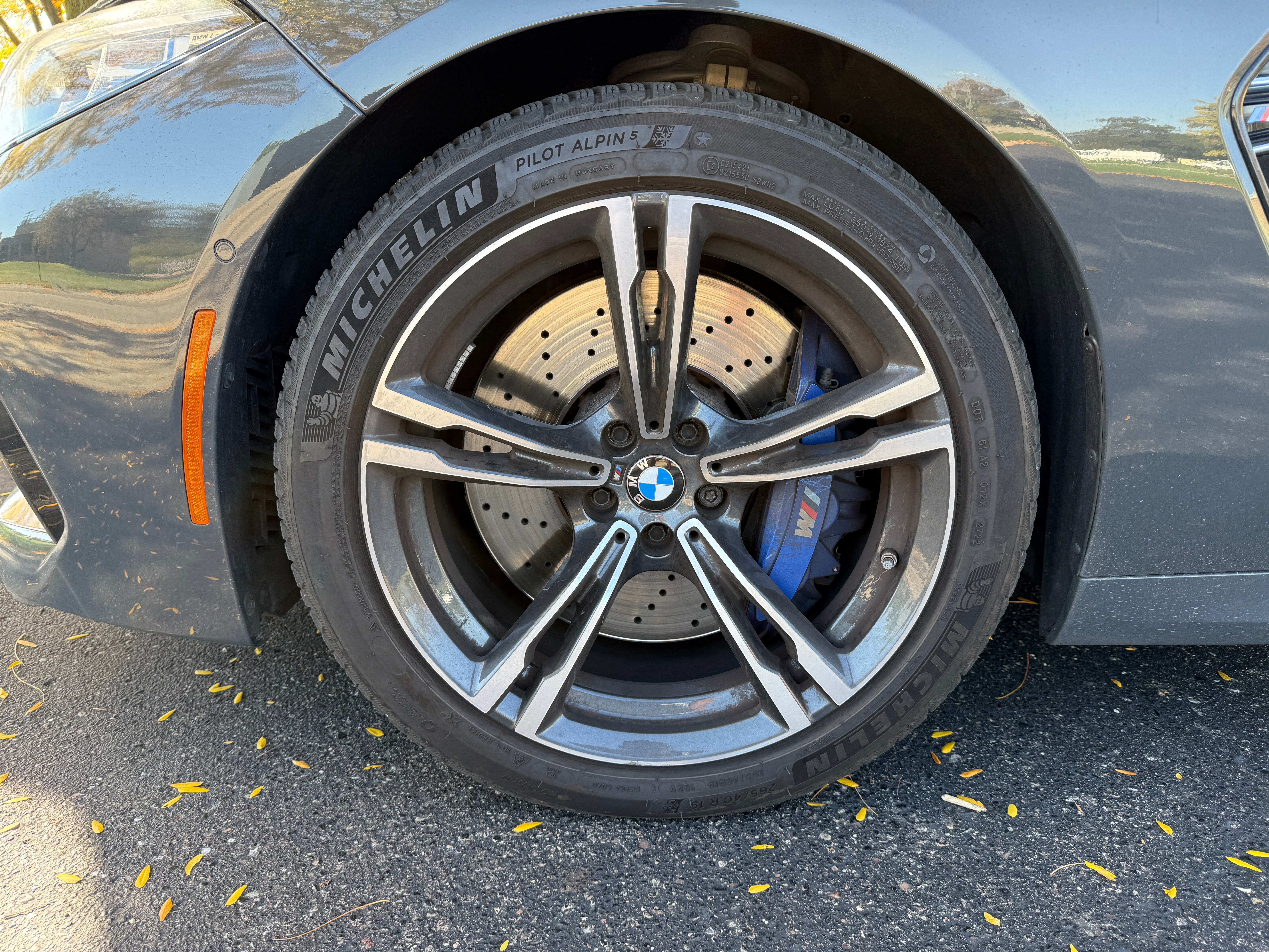 2020 BMW M8 xDrive 4D Sedan