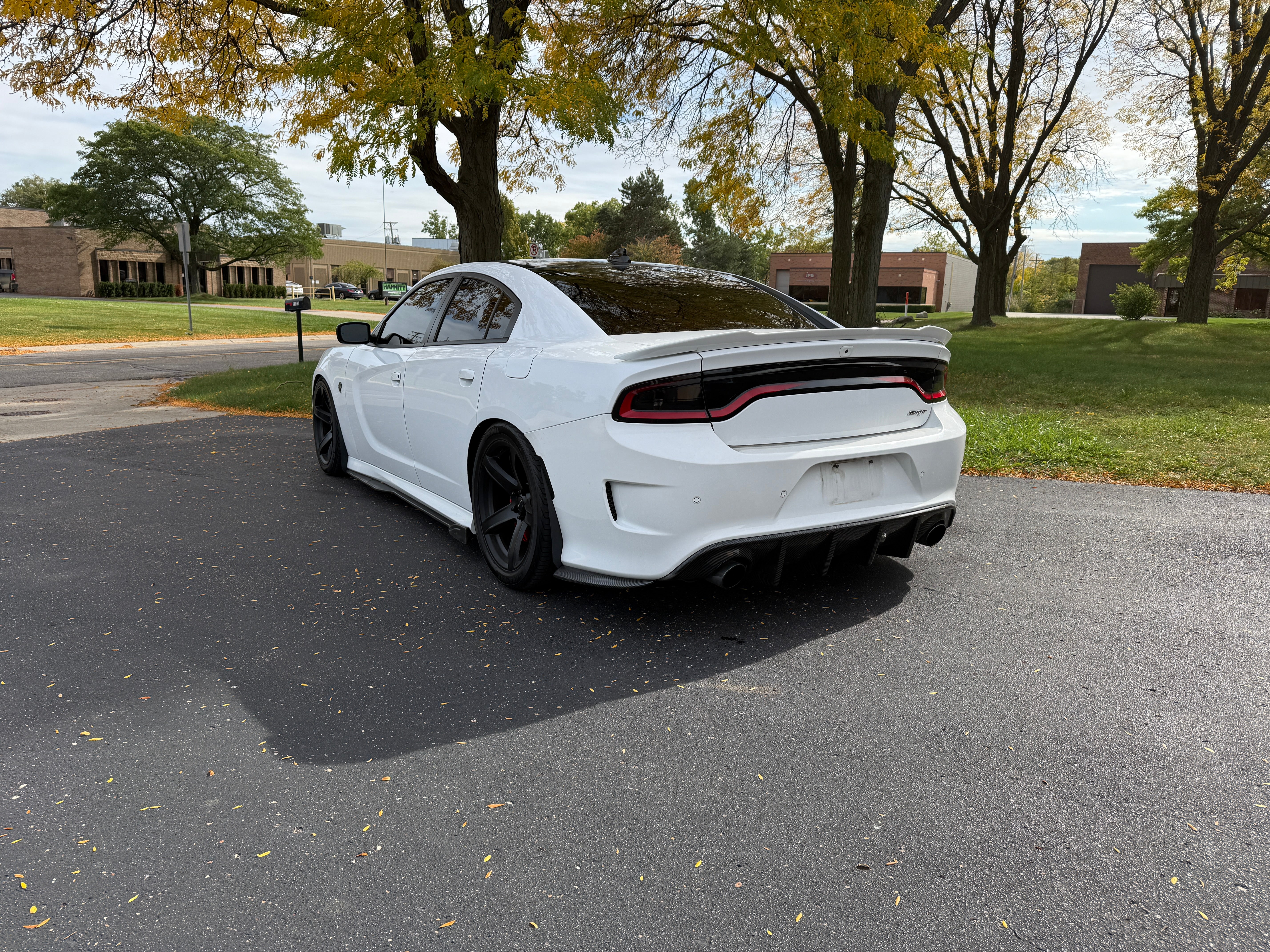 2015 Dodge Charger SRT Hellcat 4D Sedan