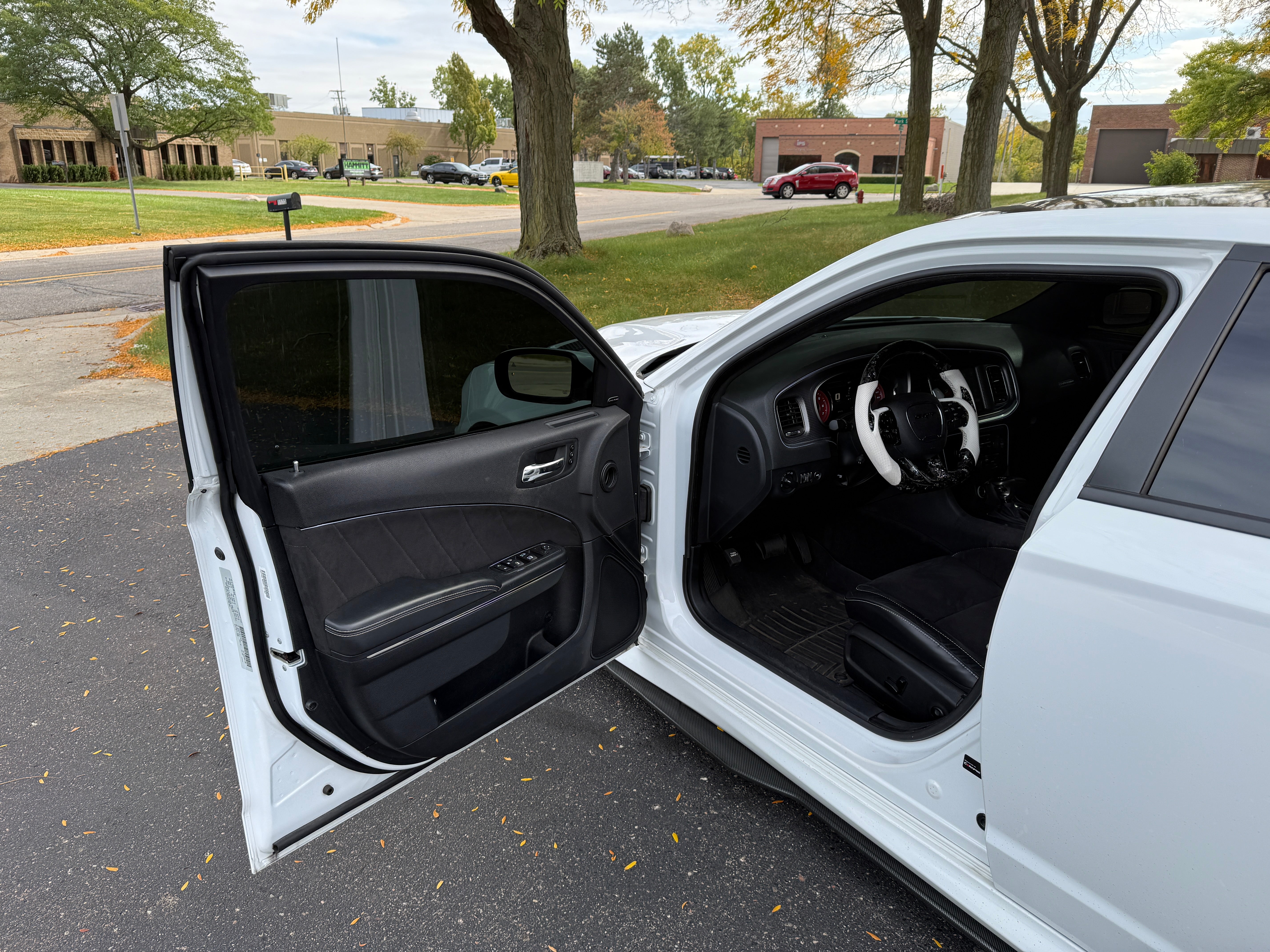 2015 Dodge Charger SRT Hellcat 4D Sedan