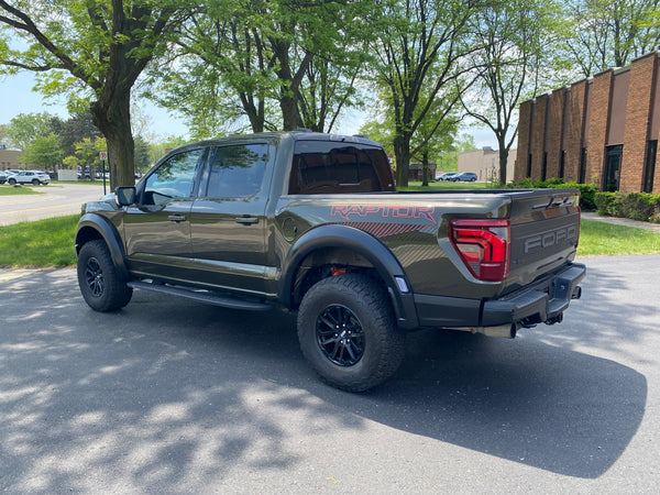 2024 Ford F-150 SuperCrew Cab Raptor Pickup 4D