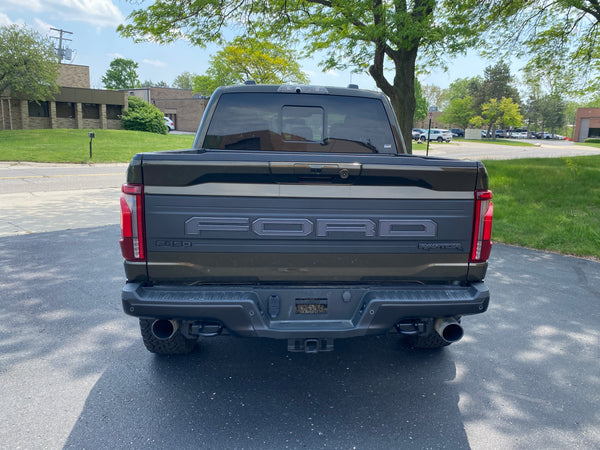 2024 Ford F-150 SuperCrew Cab Raptor Pickup 4D