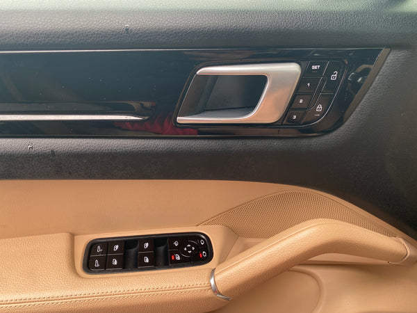 2021 Porsche Cayenne 4D SUV