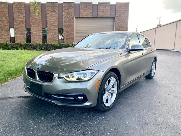 2018 BMW 330i xDrive 4D Sedan
