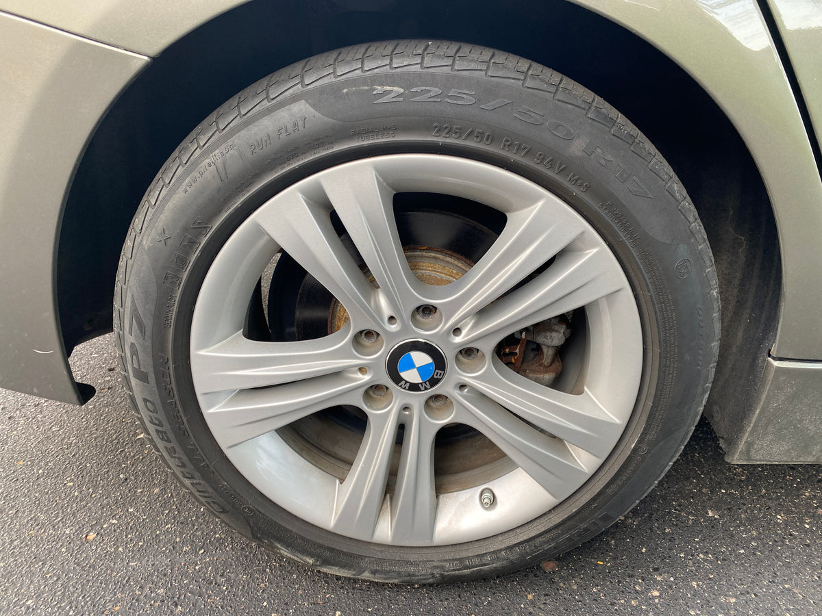 2018 BMW 330i xDrive 4D Sedan