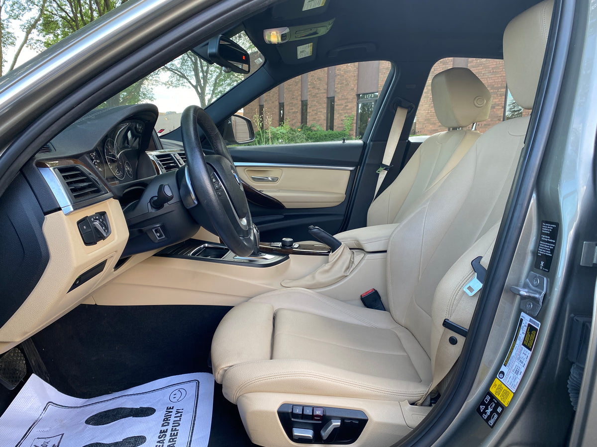 2018 BMW 330i xDrive 4D Sedan