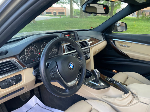 2018 BMW 330i xDrive 4D Sedan