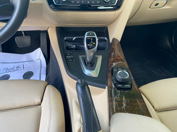 2018 BMW 330i xDrive 4D Sedan