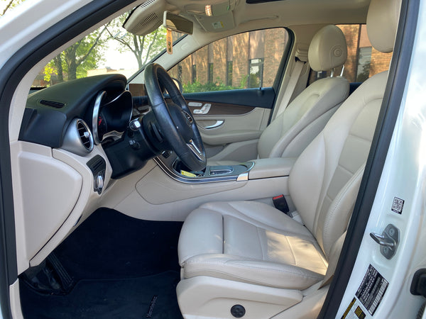 2020 Mercedes-Benz GLC300 4MATIC 4D SUV