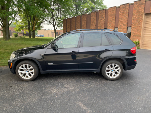2011 BMW X5 35i xDrive 4D SUV