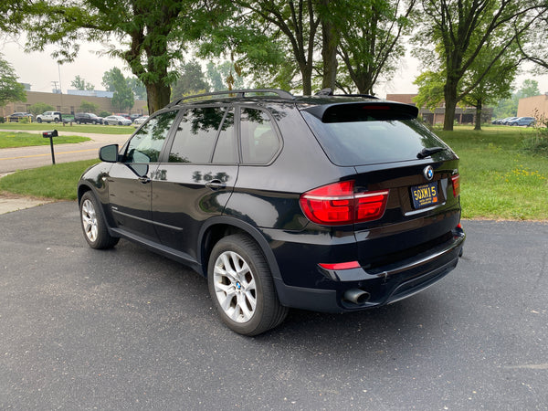 2011 BMW X5 35i xDrive 4D SUV