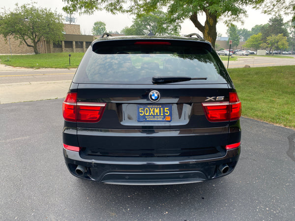 2011 BMW X5 35i xDrive 4D SUV