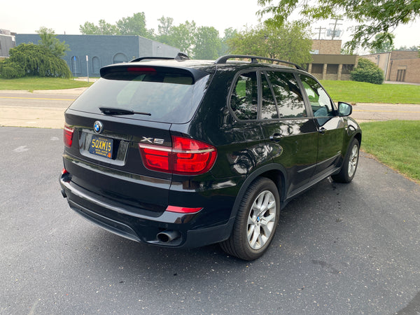 2011 BMW X5 35i xDrive 4D SUV