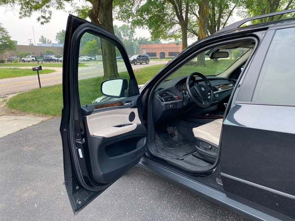 2011 BMW X5 35i xDrive 4D SUV