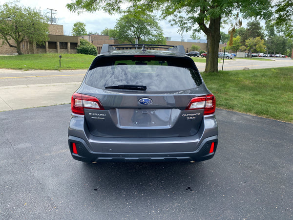 2019 Subaru Outback 3.6R Limited 4D Wagon