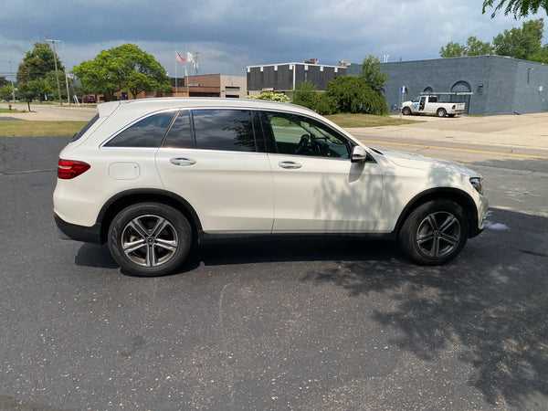 2019 Mercedes-Benz GLC 300 4MATIC 4D SUV