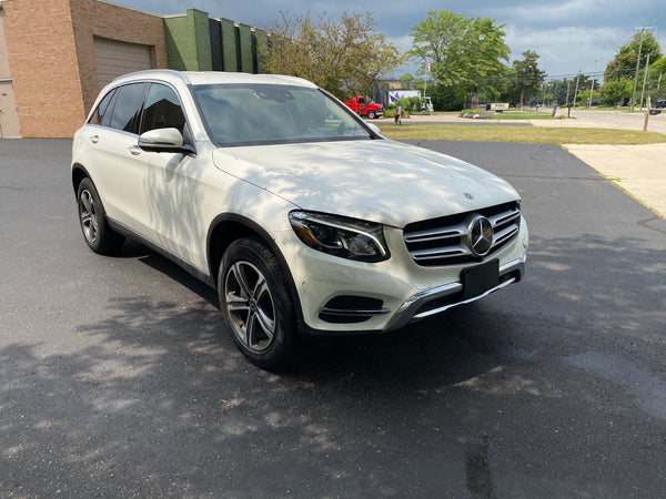 2019 Mercedes-Benz GLC 300 4MATIC 4D SUV