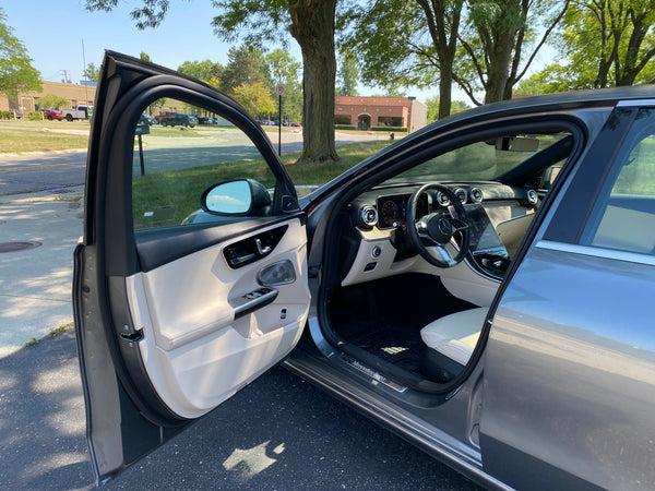 2022 Mercedes-Benz C300 4MATIC 4D Sedan