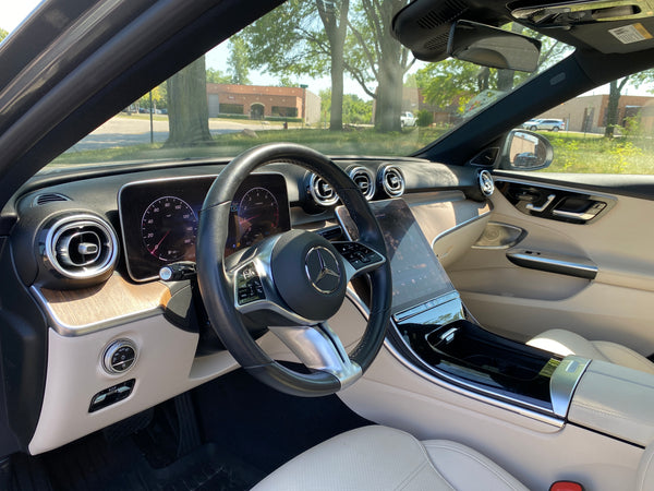 2022 Mercedes-Benz C300 4MATIC 4D Sedan