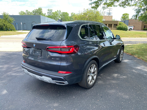 2021 BMW X5 40i xDrive 4D SUV