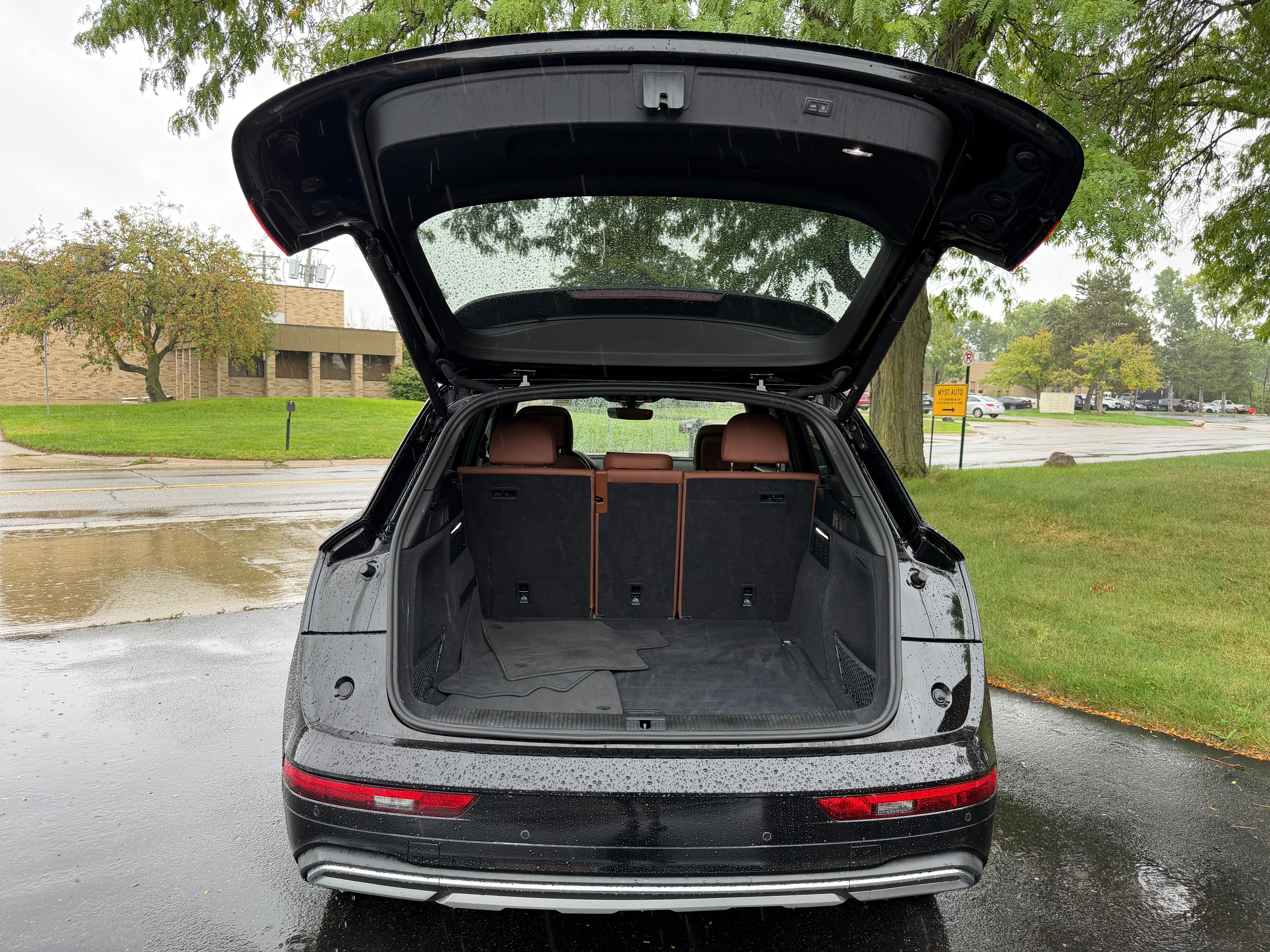 2023 Audi Q5 Premium Plus 4D SUV