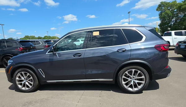 2021 BMW X5 40i xDrive 4D SUV