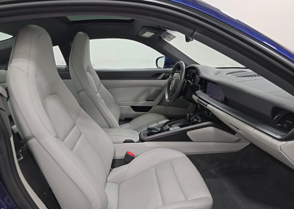 2020 Porsche 911 Carrera 4S 2D Coupe
