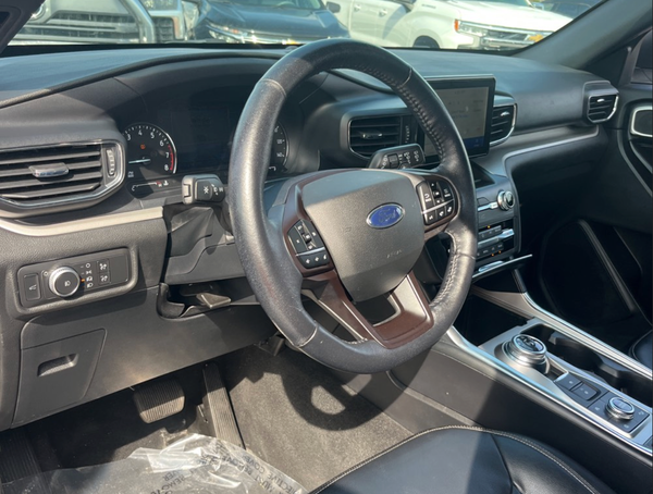 2020 Ford Explorer XLT 4D SUV