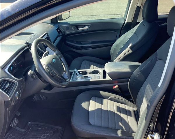 2021 Ford Edge SE 4D SUV