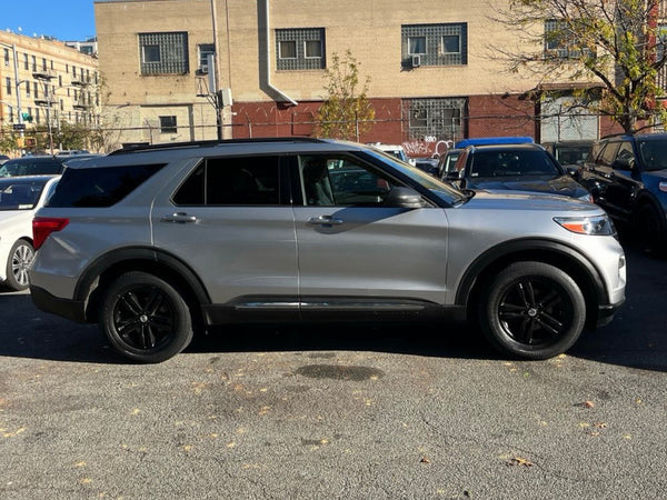 2020 Ford Explorer XLT 4D SUV