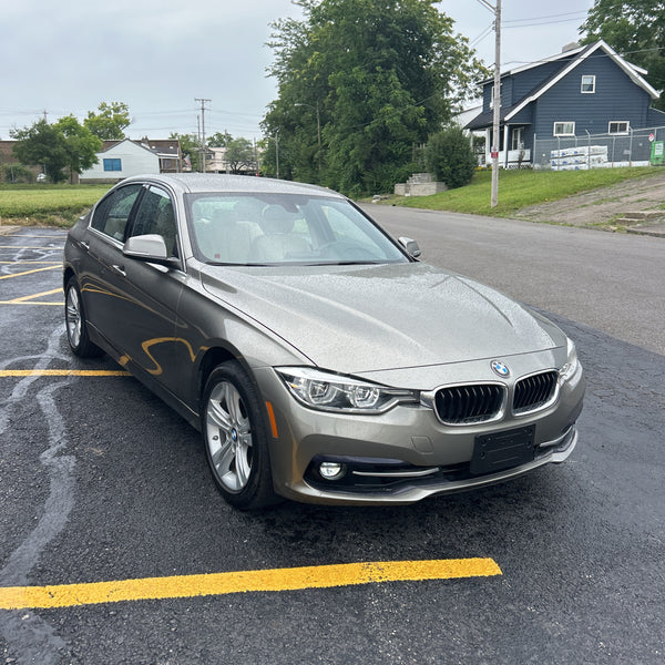 2018 BMW 330i xDrive 4D Sedan