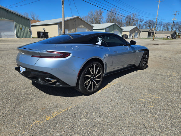 2018 Aston Martin DB11 V12 2D Coupe