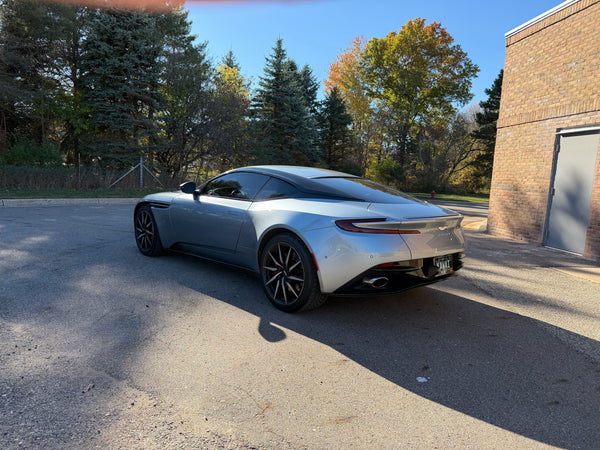 2018 Aston Martin DB11 V12 2D Coupe