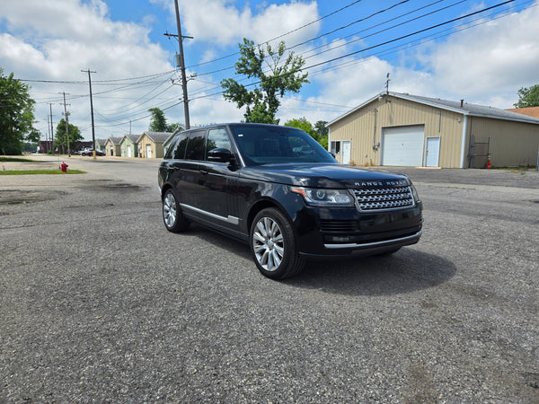 2015 Land Rover Range Rover Supercharged V8 4D SUV