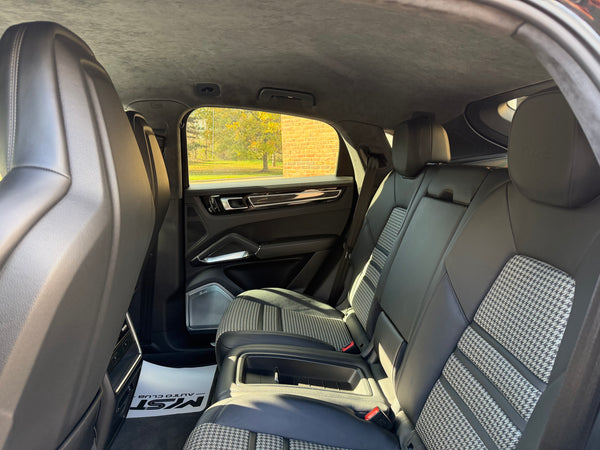 2020 Porsche Cayenne Coupe Turbo 4D SUV