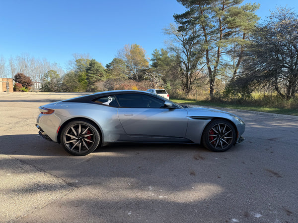 2018 Aston Martin DB11 V12 2D Coupe