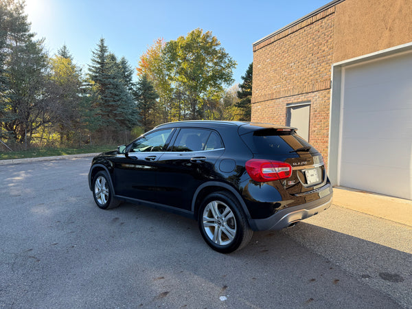 2018 Mercedes-Benz Gla250 4MATIC 4D SUV