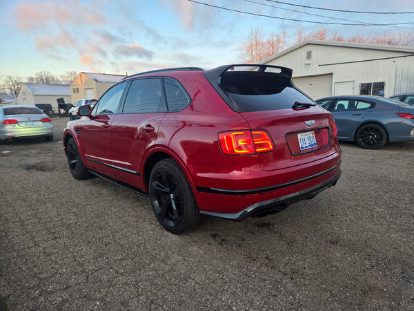 2019 Bentley Bentayga V8 4D SUV