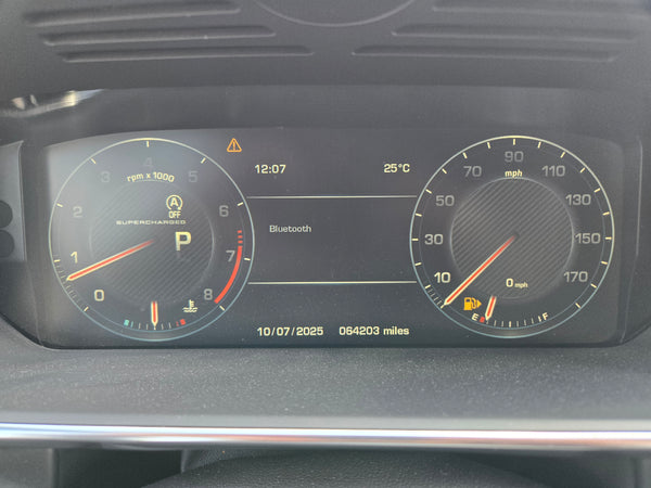 2015 Land Rover Range Rover Supercharged V8 4D SUV