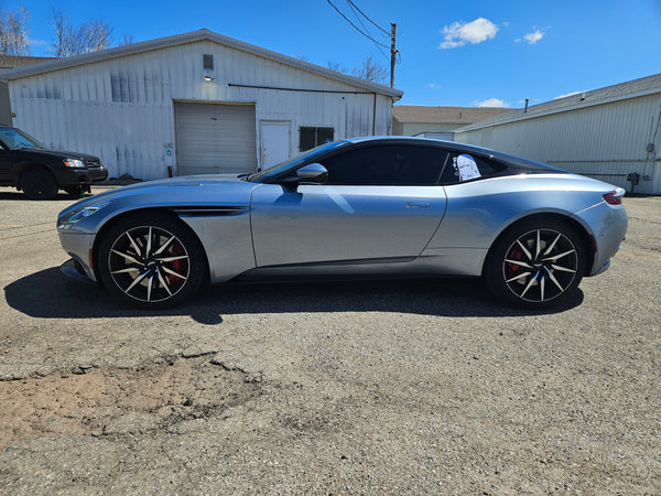 2018 Aston Martin DB11 V12 2D Coupe