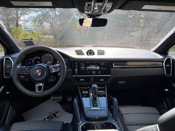 2020 Porsche Cayenne Coupe Turbo 4D SUV