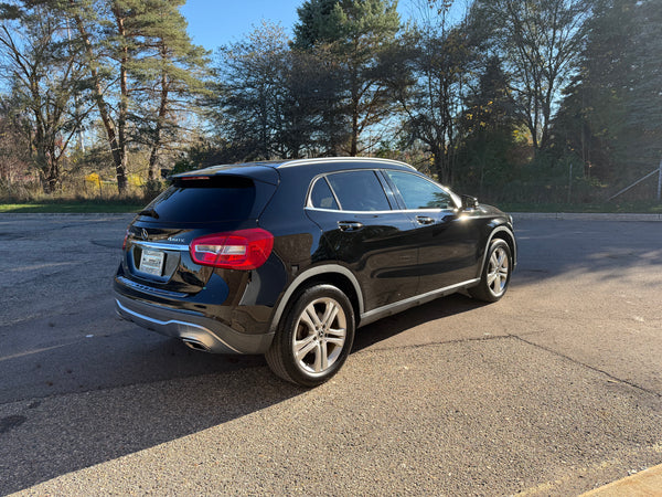 2018 Mercedes-Benz Gla250 4MATIC 4D SUV