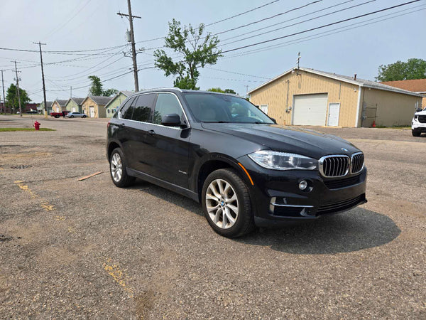 2015 BMW X5 35i xDrive Luxury 4D SUV