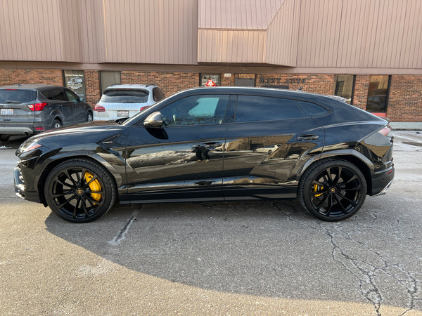 2019 Lamborghini Urus 4D SUV